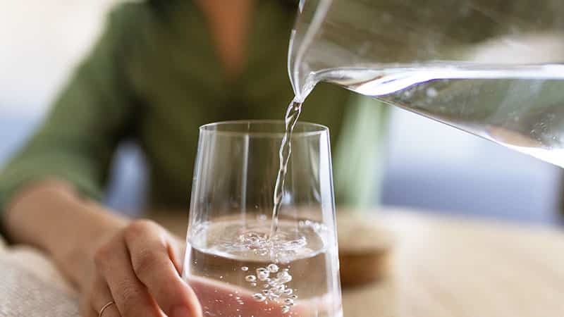 Summer Tips: Preventing Kidney Stones with Hydration and Healthy Habits